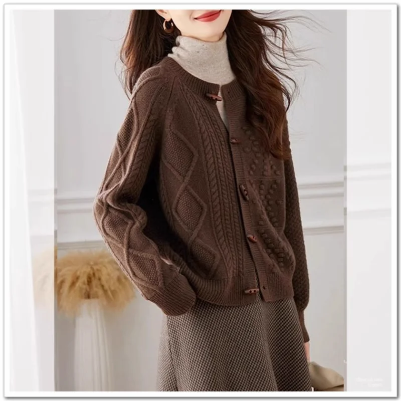 خريف جديد ريترو تويست سترة سترة محبوك الجولة الرقبة بلون قميص خارجي فضفاض المرأة