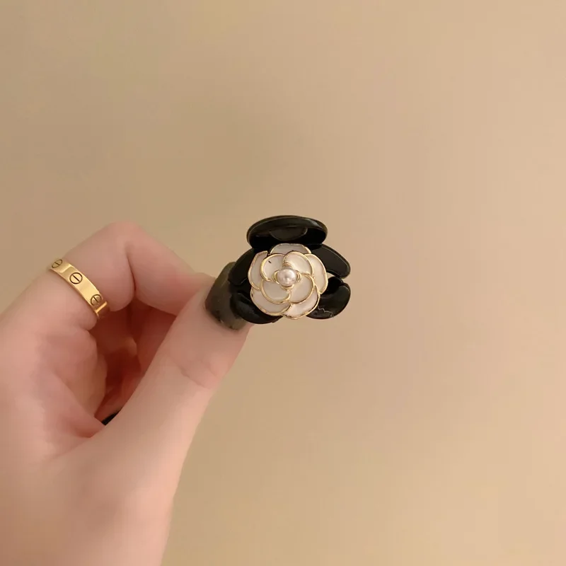Heallor Black Flower Mini Hair Claws Elegant Temperament Camellia Hair Clip Princess Side Clip Women Girls Fashion Bangs Clips