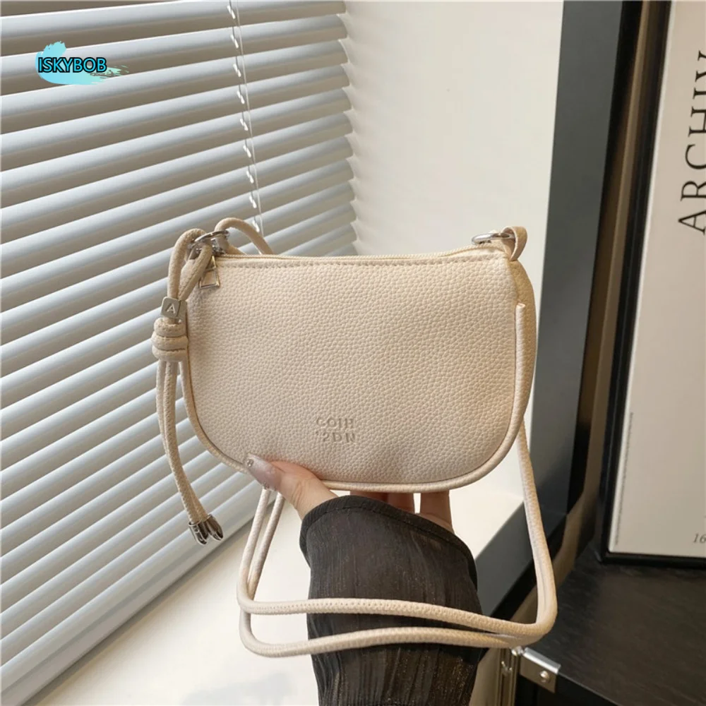 

Casual Exquisite Women's Shoulder Bag PU Leather Small Crossbody Bag Leisure Solid Color Commuting Bag Girls