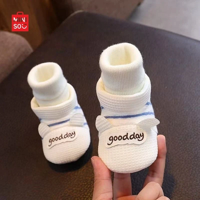 حذاء جورب للأطفال من Miniso 2025، نعل ناعم من القطن غير قابل للانزلاق للمشايات الأولى للأطفال حديثي الولادة من عمر 0 إلى 12 شهرًا #1