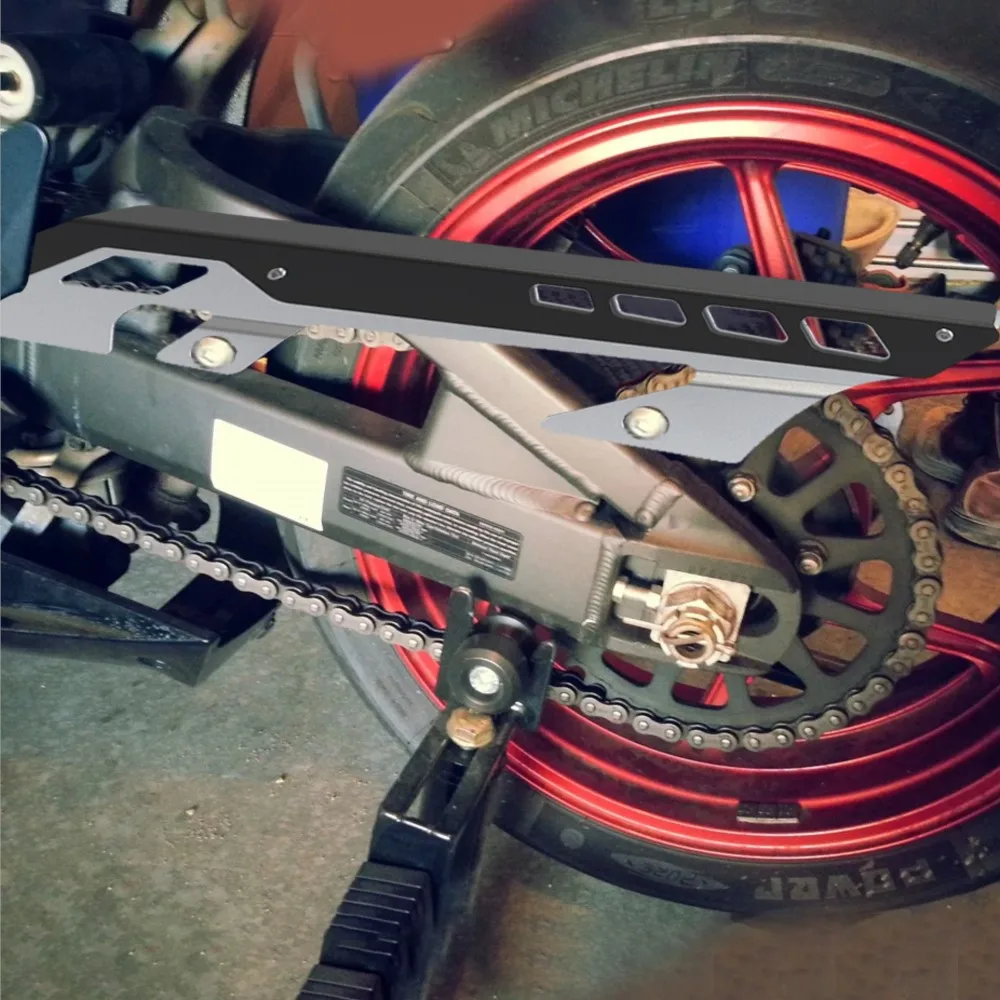 

For Kawasaki ZR-7 ZR-7S ZR7 ZR7S ZR 7 1999 2000 2001 2002 2003 2004 ZX6R ZX-6R ZX 6R Motorcycle Rear Chain Guard Cover Protector