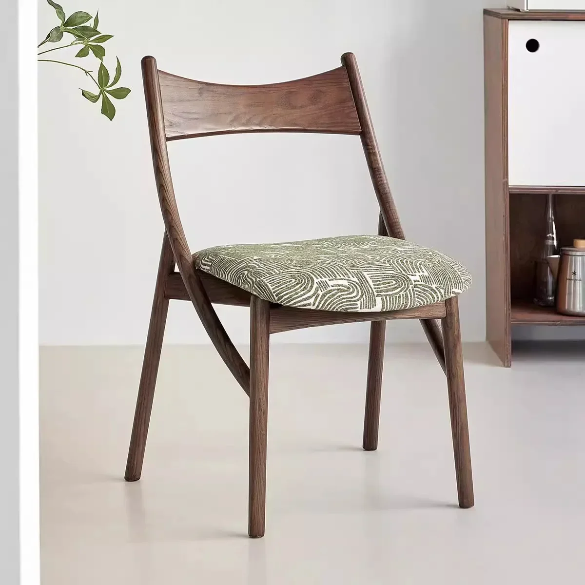 Solid wood dining chair household retro soft bag casual backrest chair small apartment