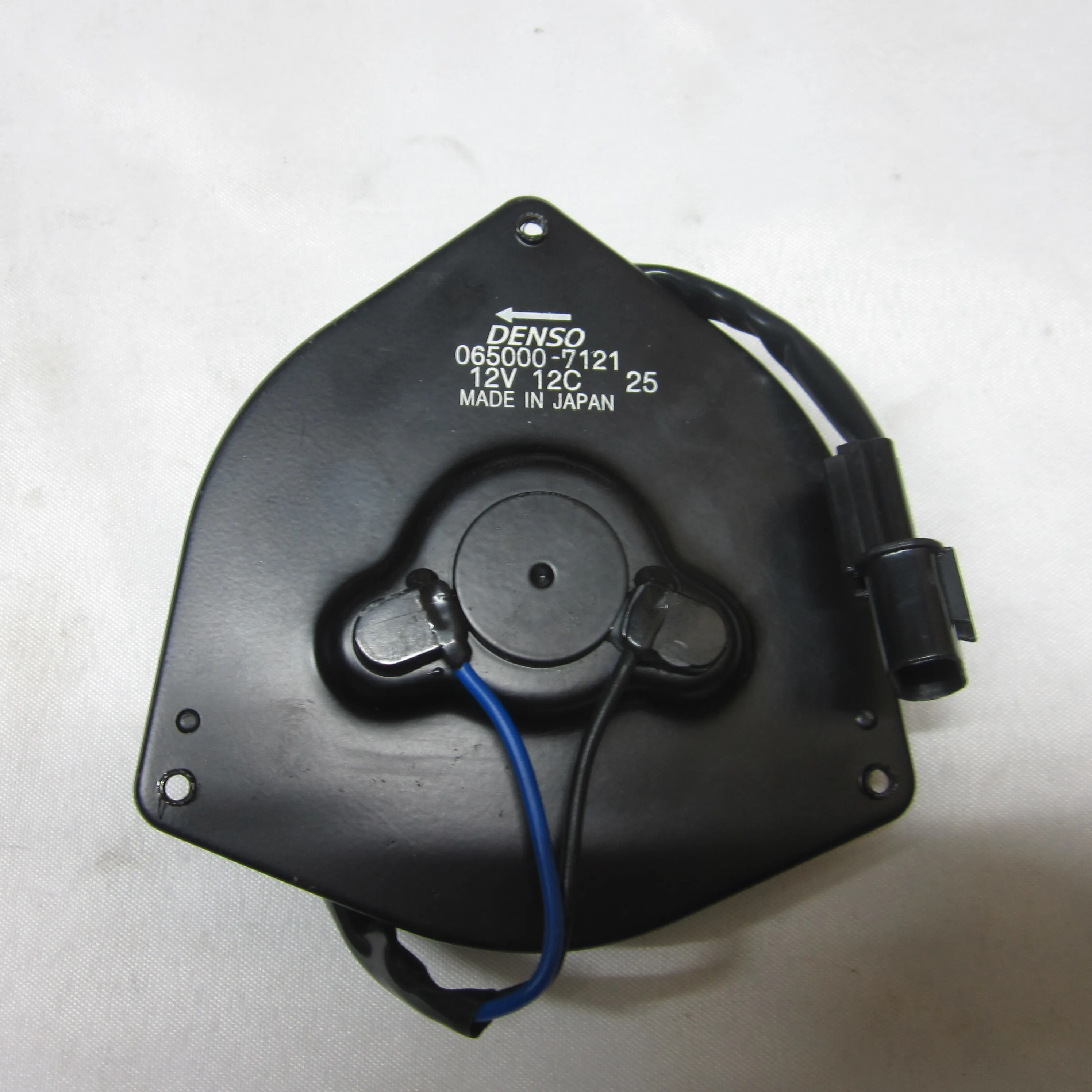 Auto AC Fan Motor For Japanese car 065000-2061 12V 11D