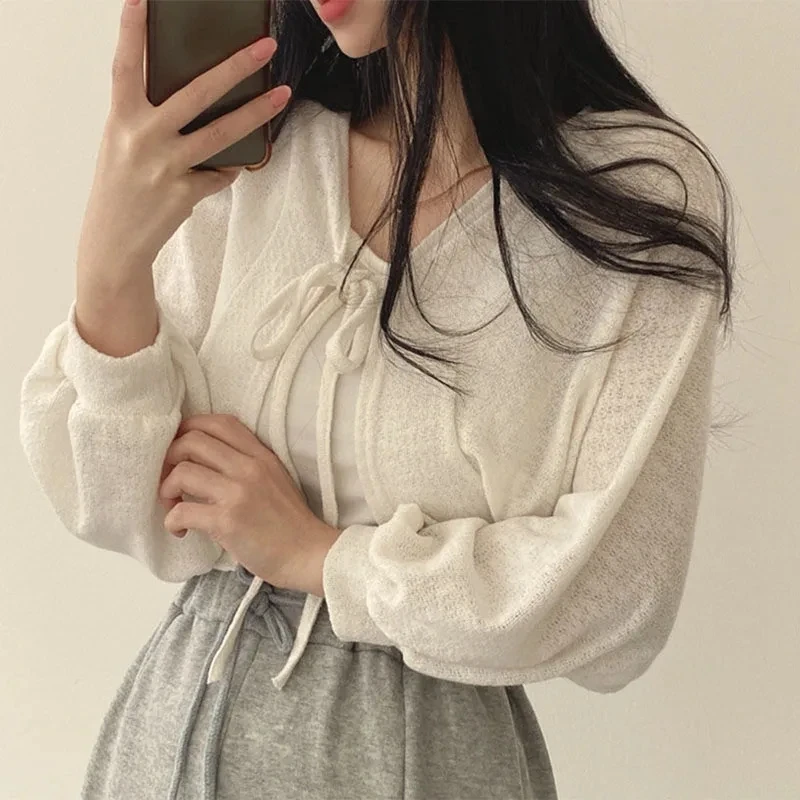 Summer Thin Sunscreen Knitwear Women Korean Style Lantern Sleeve White Knitted Cardigan Woman V-Neck Lace Up Short Coats 2024