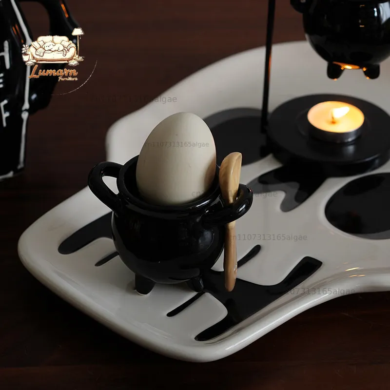 [Halloween] Export European-style wizard medicine jar ceramic personalized egg tray, dining table creative egg tray with spoon