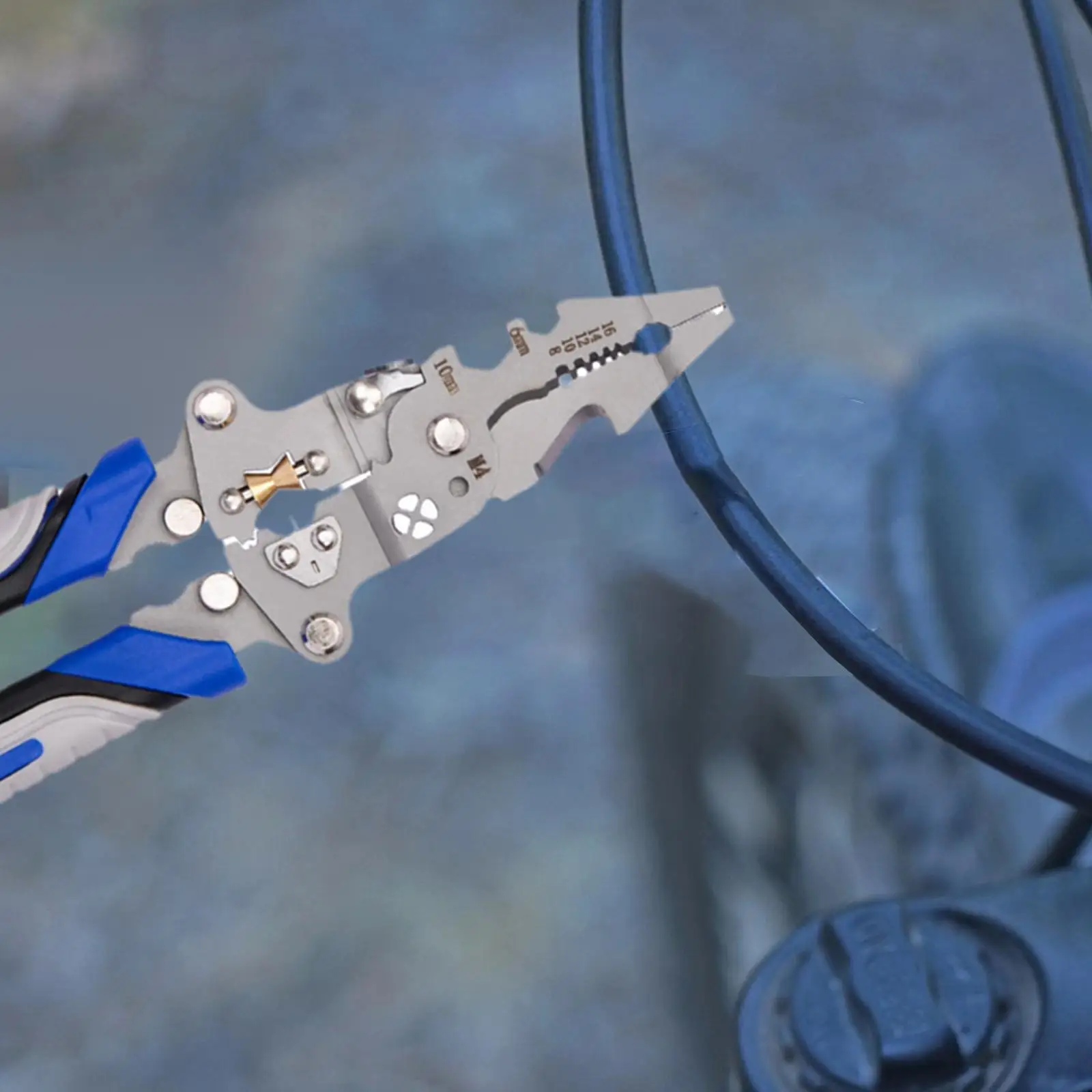 

Многофункциональный инструмент для зачистки проводов, плоскогубцы для резки кабеля, портативные щипцы для обмотки