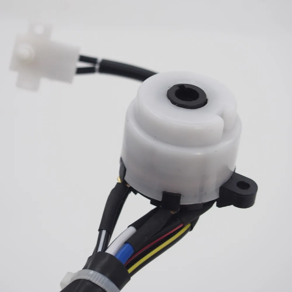 

Для Greatwall, Haval H5, Haval H3: блок зажигания, жгут проводов зажигания, белый блок, жгут стартера