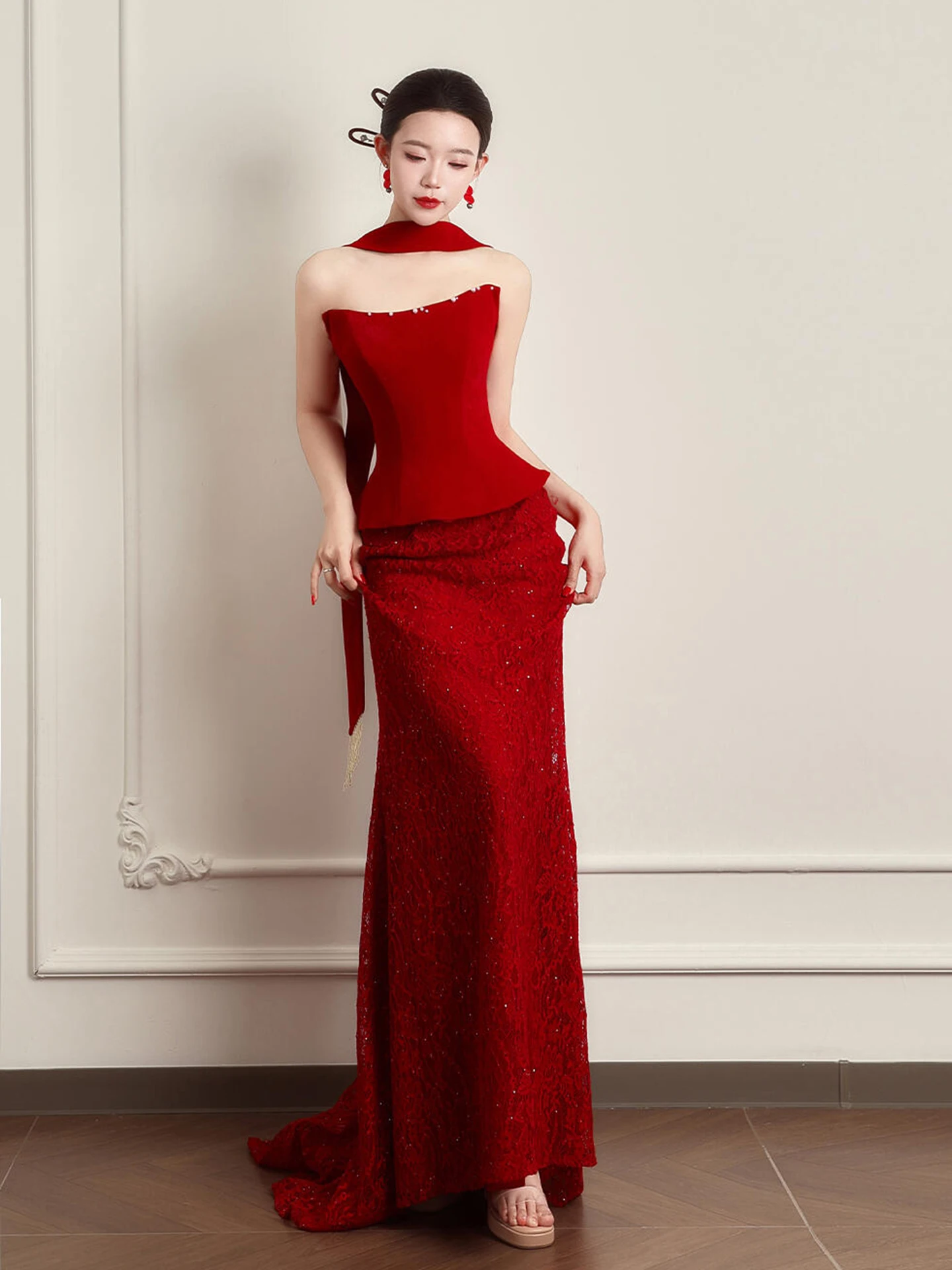 

Red Wine Color Bridal Gown with Strap Vintage Chinese Style Fish Tail Evening Dress for Engagement And Dinner Party
