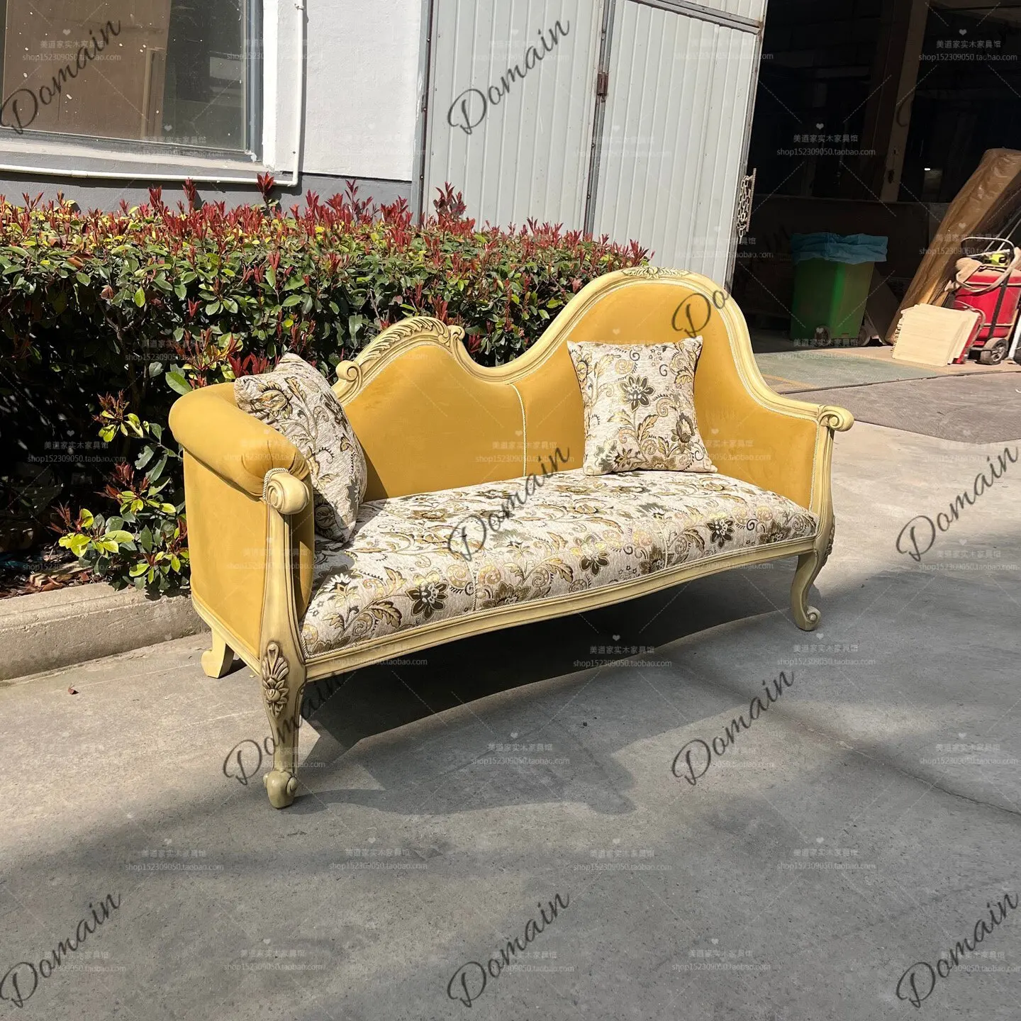 French Vintage Carved Solid Wood Chaise Lounge Daybed for Living Room, European Yellow Bed End Sofa Couch for Photography
