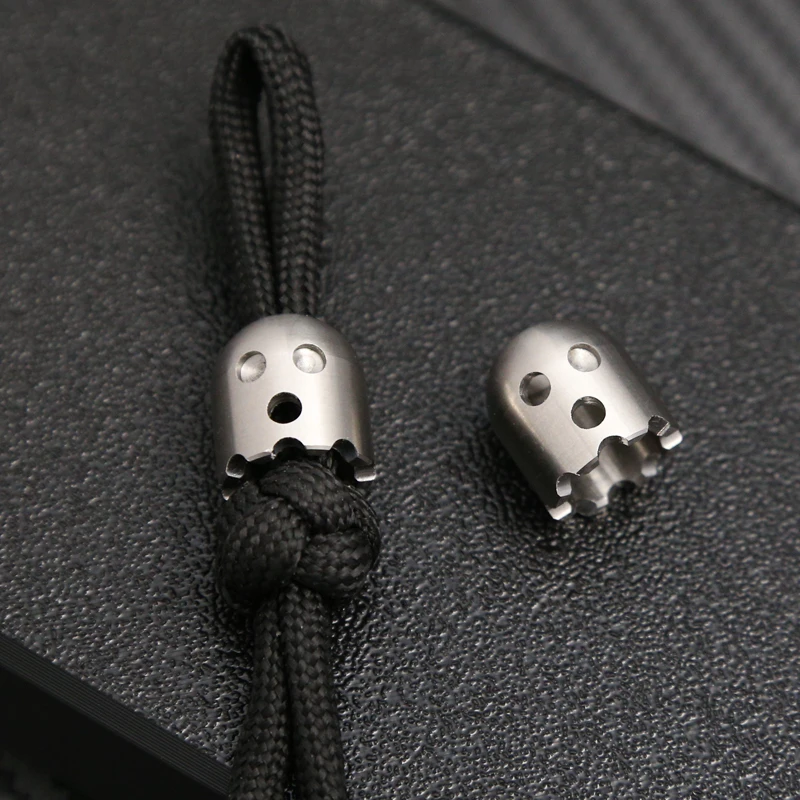 الفولاذ المقاوم للصدأ شبح سكين قطرة قلادة الكبار تململ لعبة Paracord حبل الضغط اللعب Edc ملحق موضة الرجال النساء هدية