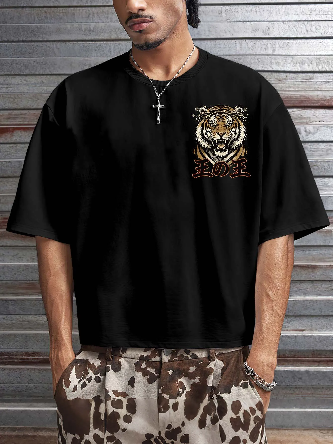 Men King Of Kings Tiger Rose Back Print Oversized T‑Shirt Polyester Loose Streetwear Short Sleeve Tee S‑2XL