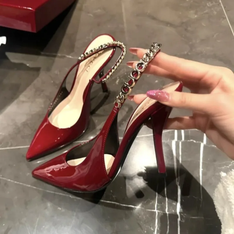 

Women's Fashion High Heels Summer New Pointed Head Shallow Mouth Metal Chain Anti-slip Wear-resistant Sandals