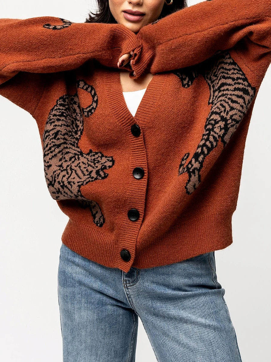 Vintage Tiger Print Cardigan Women Sweaters V Neck Button Down Knitted Pattern Lady Casual Warm Fall Jacket Knitwear Coats