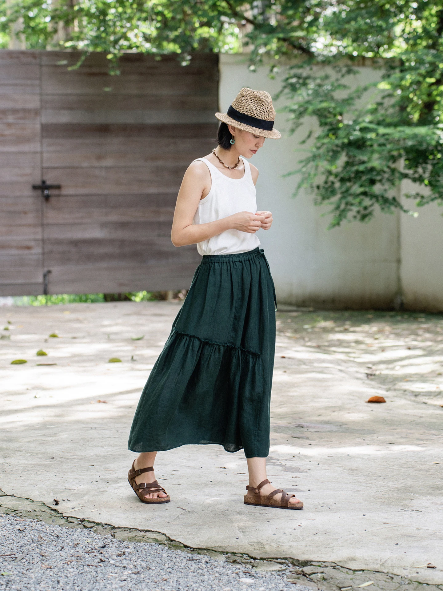 

ZBWY, новая летняя льняная асимметричная художественная юбка с талией, повседневная свободная посадка с эластичной резинкой на талии