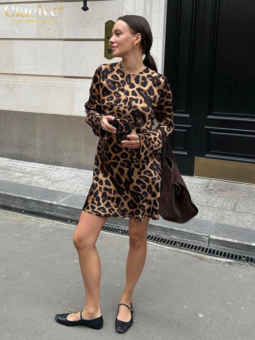 Clacive Mode Lose Leopard Print frauen Kleid 2025, Bodycon Oansatz Langarm Mini Kleider Elegante Klassische Weibliche Kleid