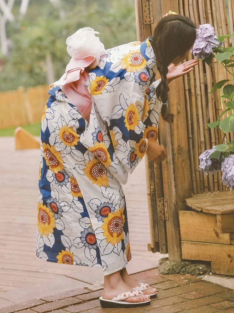 Kimono Women Japanese Traditional Yukata Haori Kimonos Cosplay Blouse Gown Female Summer Fashion Photography Clothes Party Dress - AliExpress 200000532 Kimono Women Japanese Traditional Yukata Haori Kimonos Cosplay Blouse Gown Female Summer Fashion Photography Clothes Party Dress - AliExpress 200000532