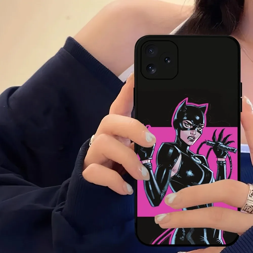 BEAST KINGDOM Catwoman Film Phone Case For iPhone 14 15 8 11 12 13 XS Mini X XR PRO MAX Plus Cover