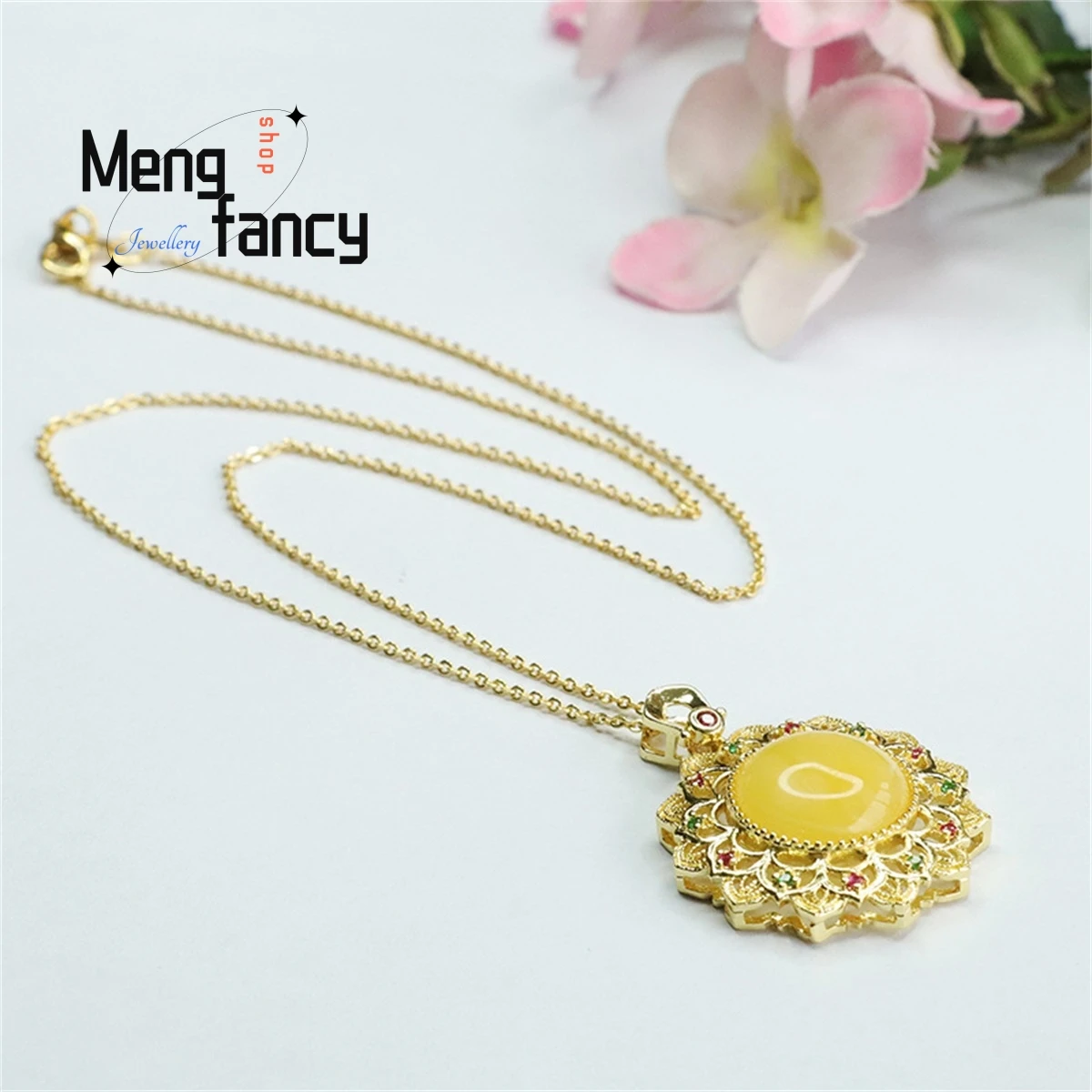 Collier de visage d'oeuf de tournesol d'ambre prévient le miel naturel, bijoux de beauté simples et généreux, lumière personnalisée, mode de luxe polyvalente