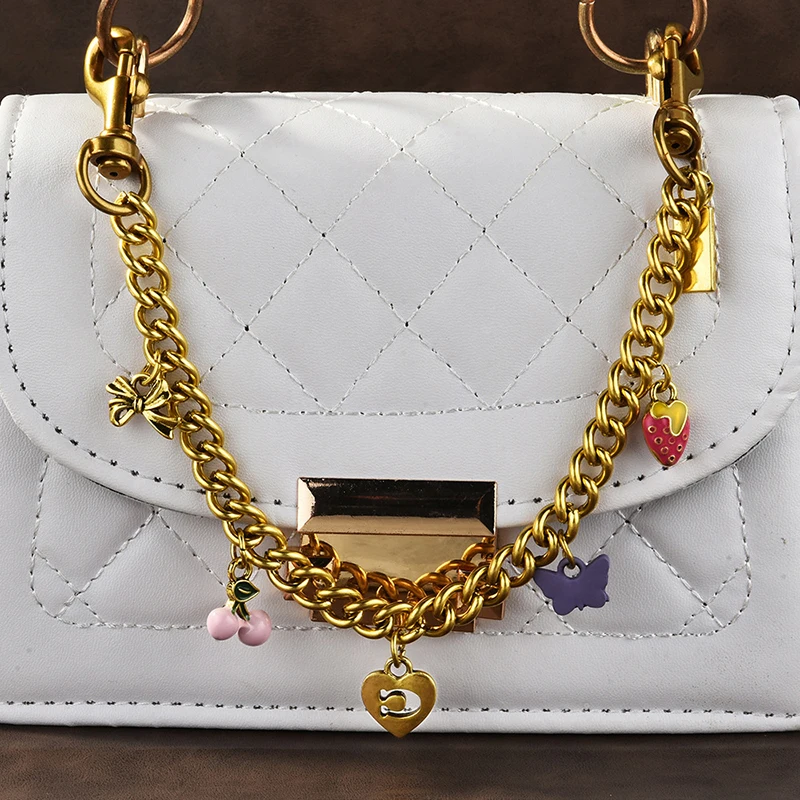 Legering Veelzijdige Tas Hanger Voor Vrouwen Trendy Messenger Bag Keten Creatieve Leuke Kers Sleutelhanger Tas Decoratie Accessoires Geschenken