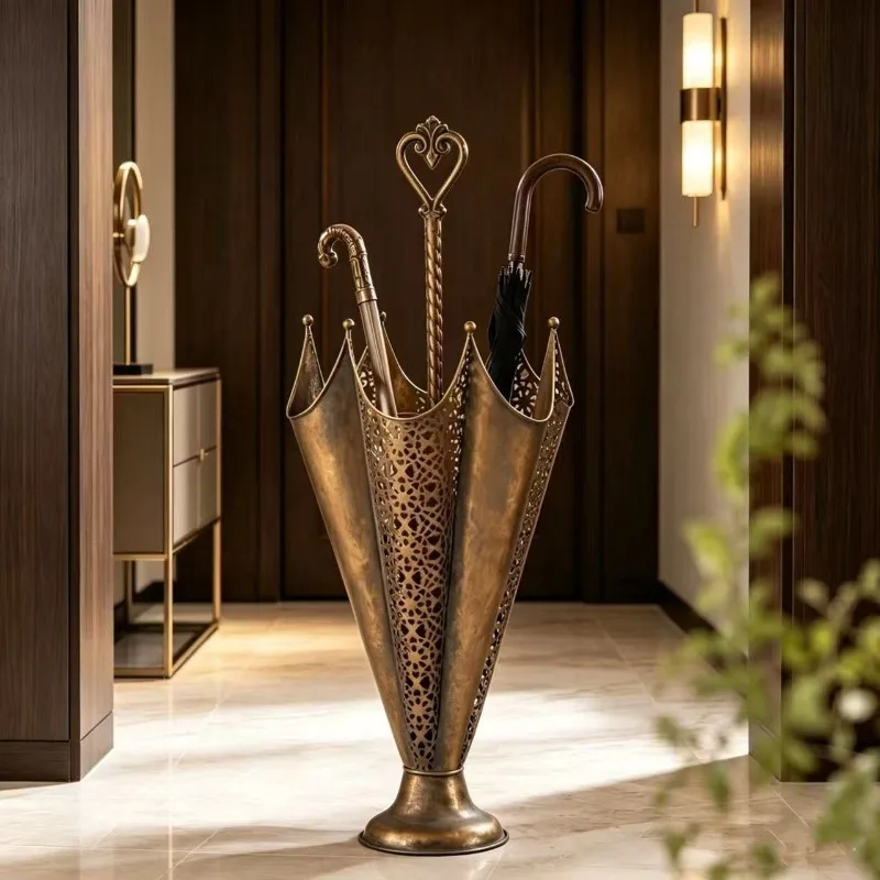 Metal Umbrella Stand Porch Vintage Luxury Floor Umbrella Stands Modern Art Design Aesthetic Storage Rack Entrance Decoration