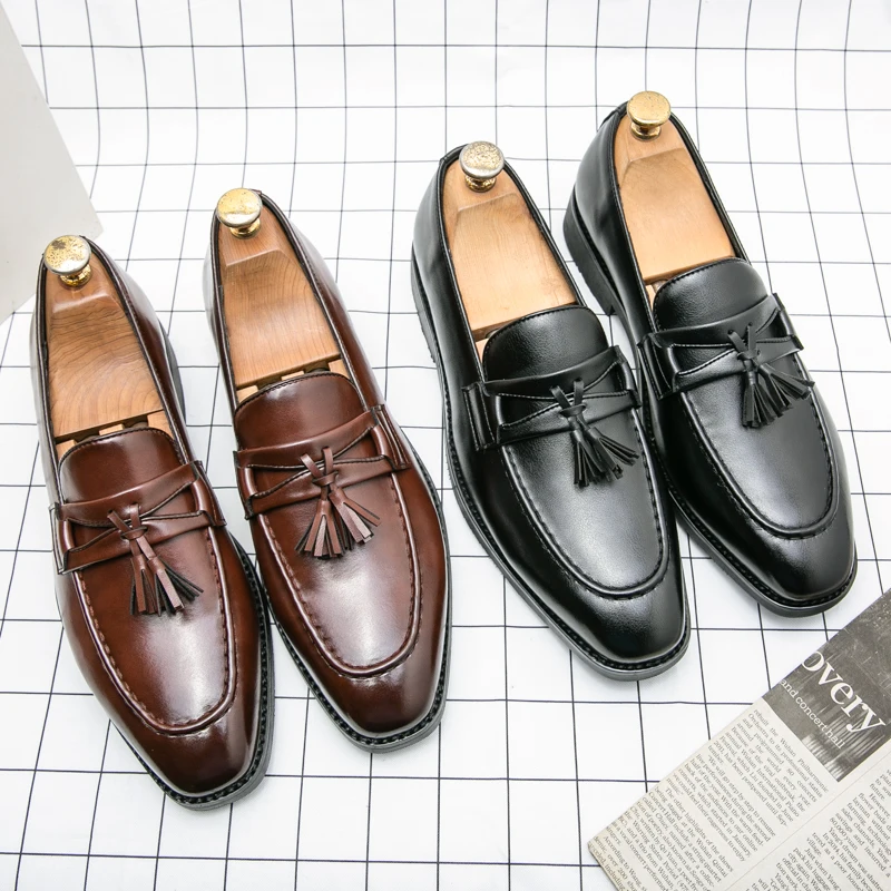 Mens Luxury Tassel Flats Leather Casual Office Designer Brogue Loafers Moccasin Wedding Oxford Footwear Dress Shoes for Men 2022