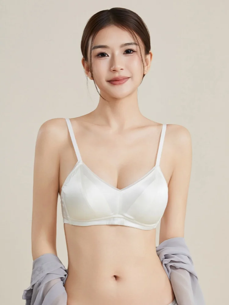 Birdtree, 93% Silk 7% Spandex Bra, Women Wireless Bralette Linerie Underwear, Breathable French Style Bras, 2026 New A62128JF