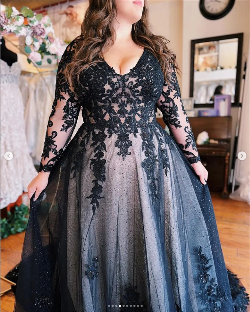 Cathy Luxury V-neck Plus Size Prom Dress 2024 Lace Tulle Fabric Long Sleeves Strao vestidos de fiesta Long Tail فساتين السهرة