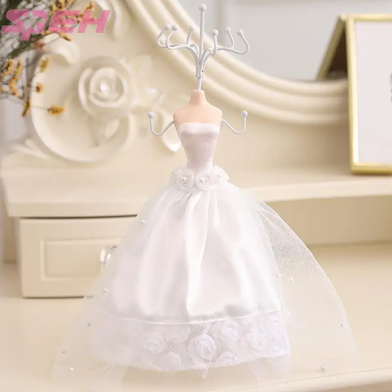 The Nordic jewelry wearing female creative furnishing articles display  princess wedding gift luck medium models