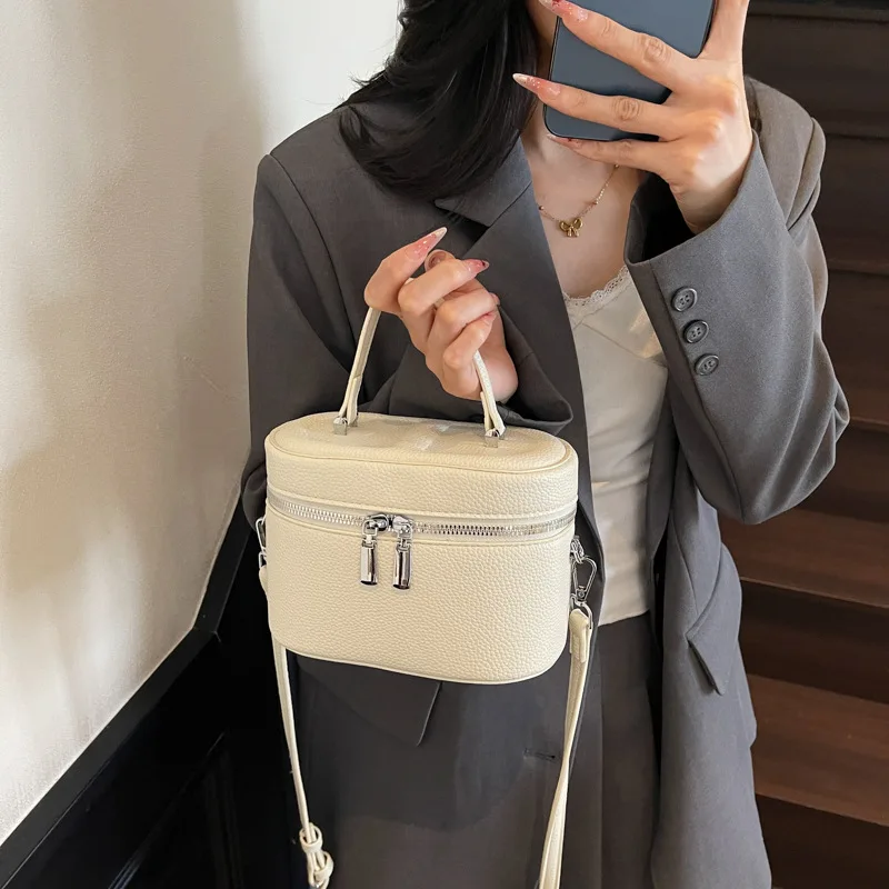 

Trendy 2025 Bucket Bag, Top Handle Shoulder Purse for Women, Minimalist Crossbody Tote, Versatile Day to Night Bag, Textured
