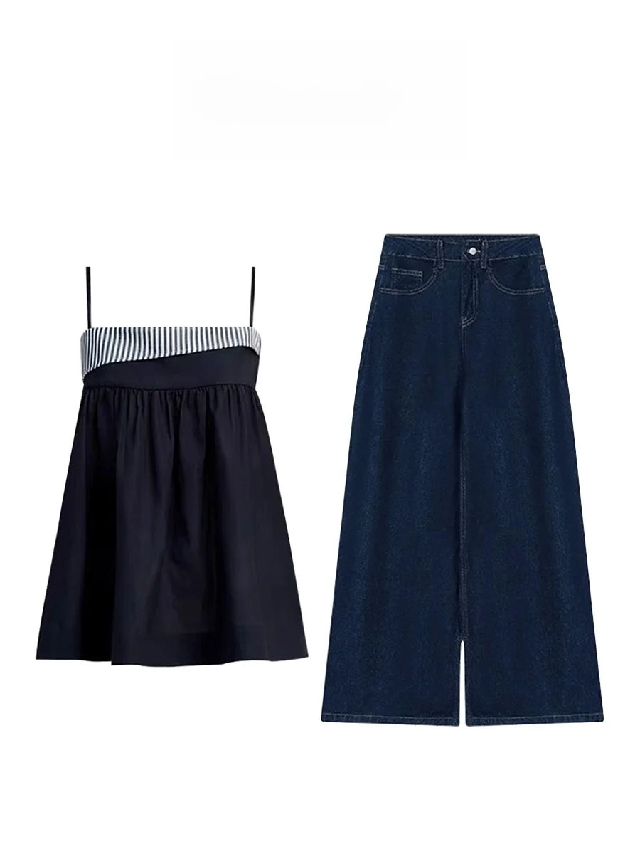 

Комплект из двух предметов Parkyeon: топ-жилет без рукавов в полоску и юбка-полусолнце, французский стиль, круглый вырез, летний наряд