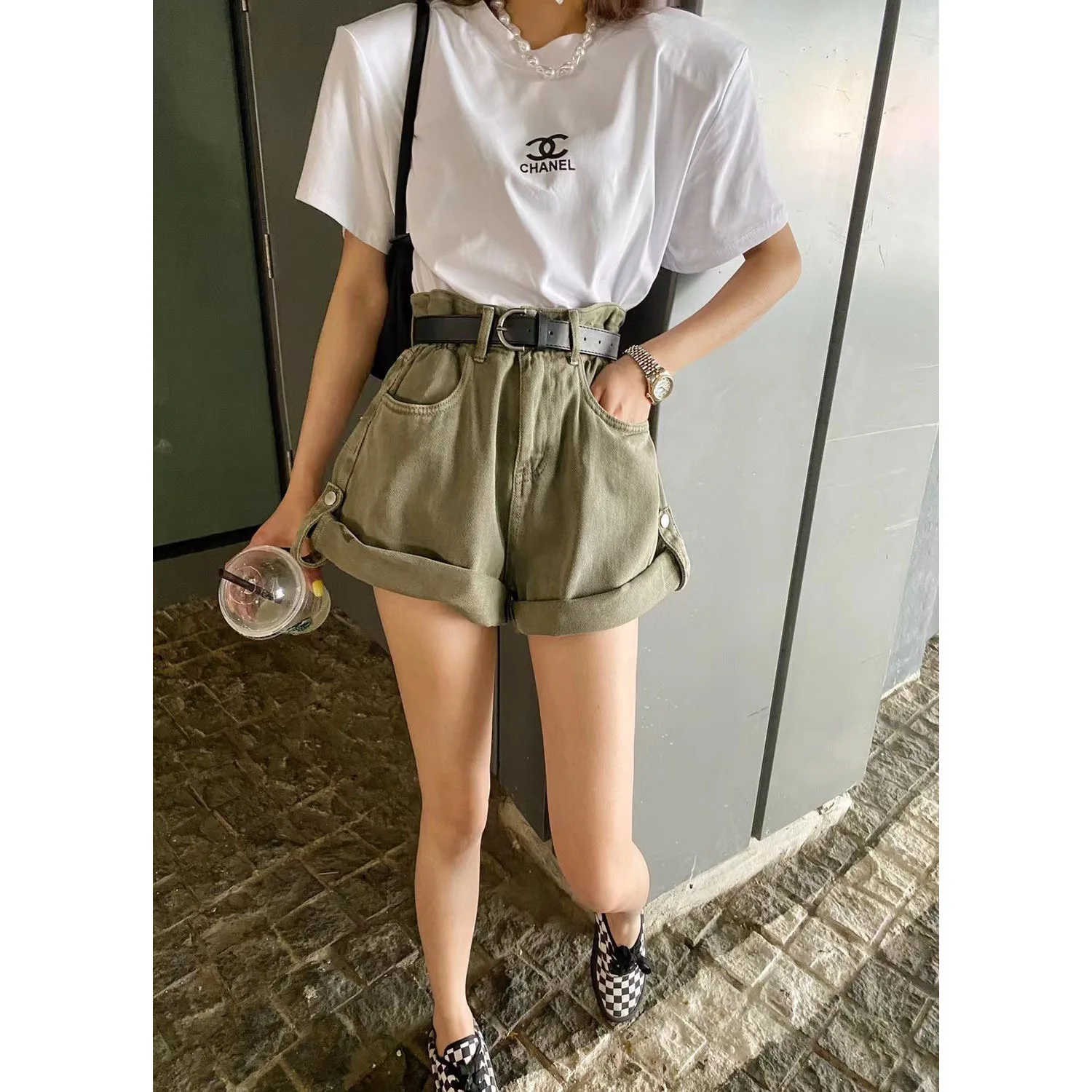 

2024 New Retro Army Green Jeans High Waist Style Fashion Versatile Curled Wide Leg A-line Shorts Women's Hot Pants