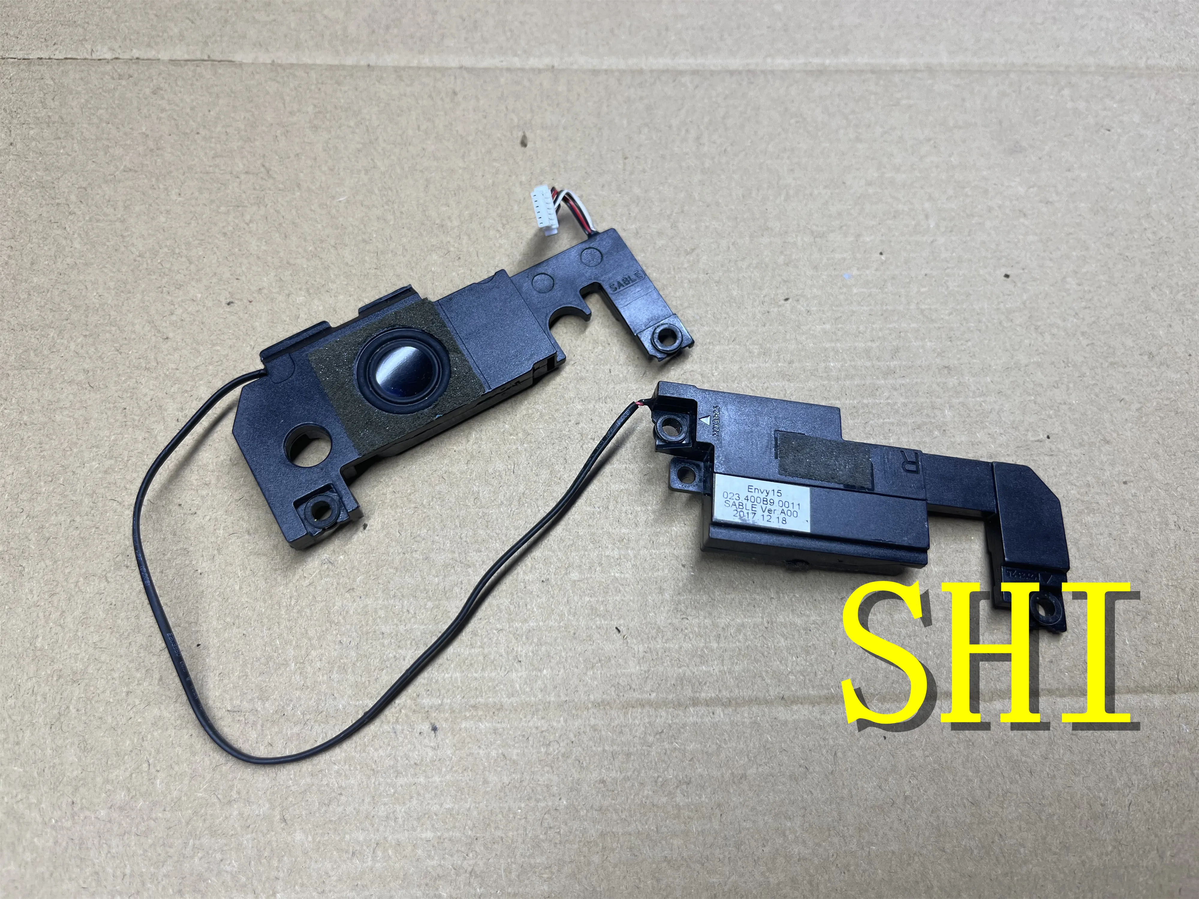 

023.400B9.0011 Used FOR HP 15-bp 15M-BP 15M-BP111DX Series laptop Internal Left Right Speaker Set 023.400B9.0001 free shipping