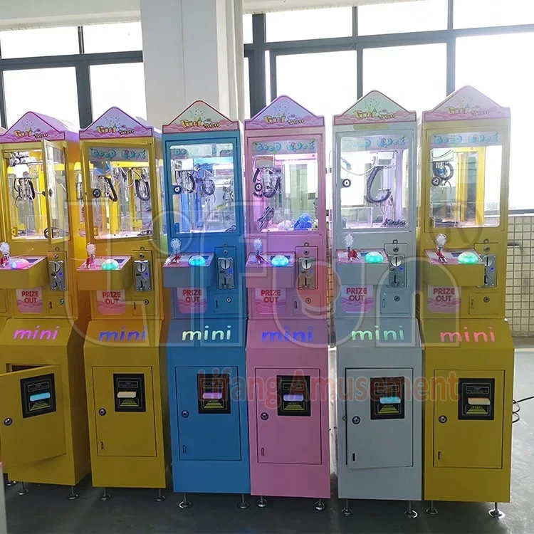 J01 Factory Wholesale Coin Operated Candy Arcade Game Cheap Mini Claw Machine For Malaysia, Small Toy Claw Crane Machine