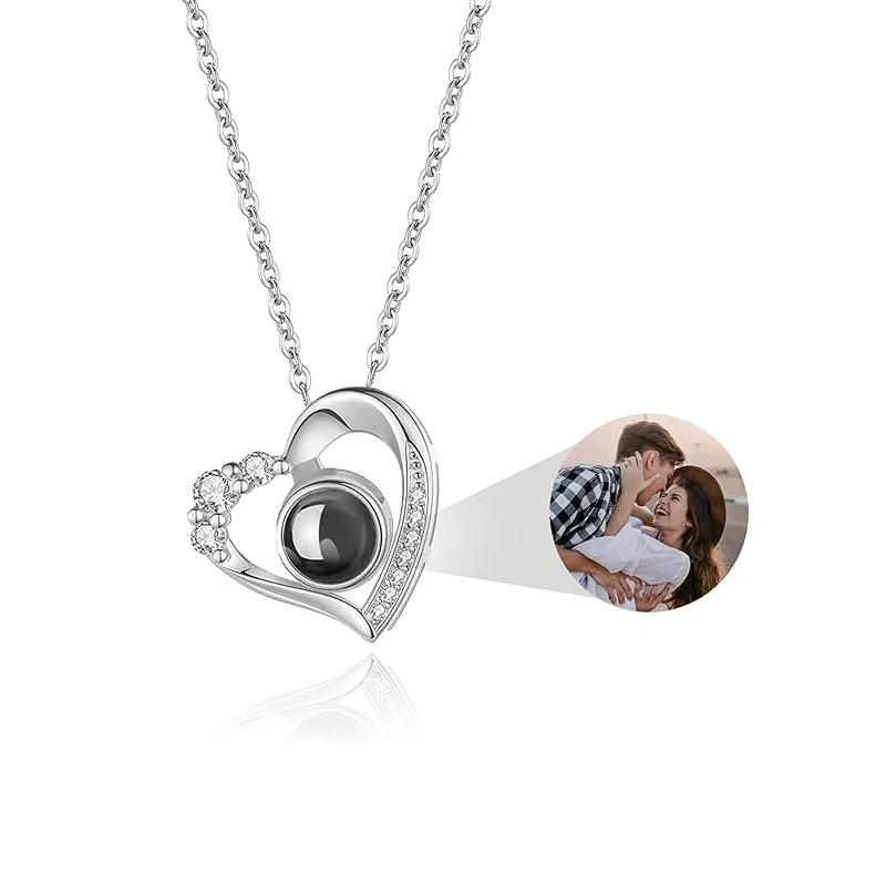 XCL Photo Projection Dog Paw Necklace 9