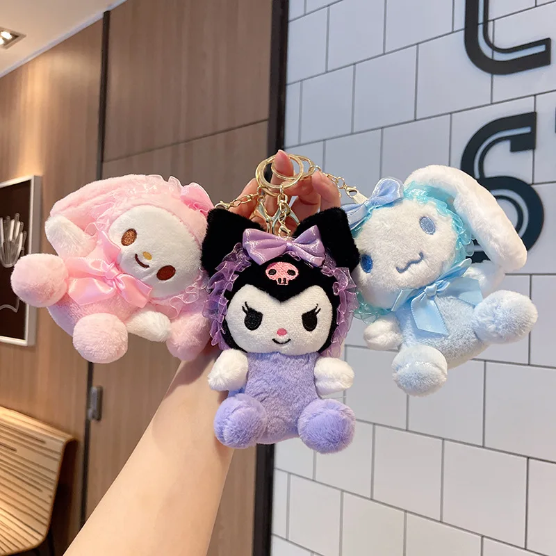 

НОВИНКА: Плюшевый брелок-подвеска Sanrio Hello Kitty, Cinnamoroll, KUROMI для рюкзака – лучший подарок для подруги на день рождения или Рождество