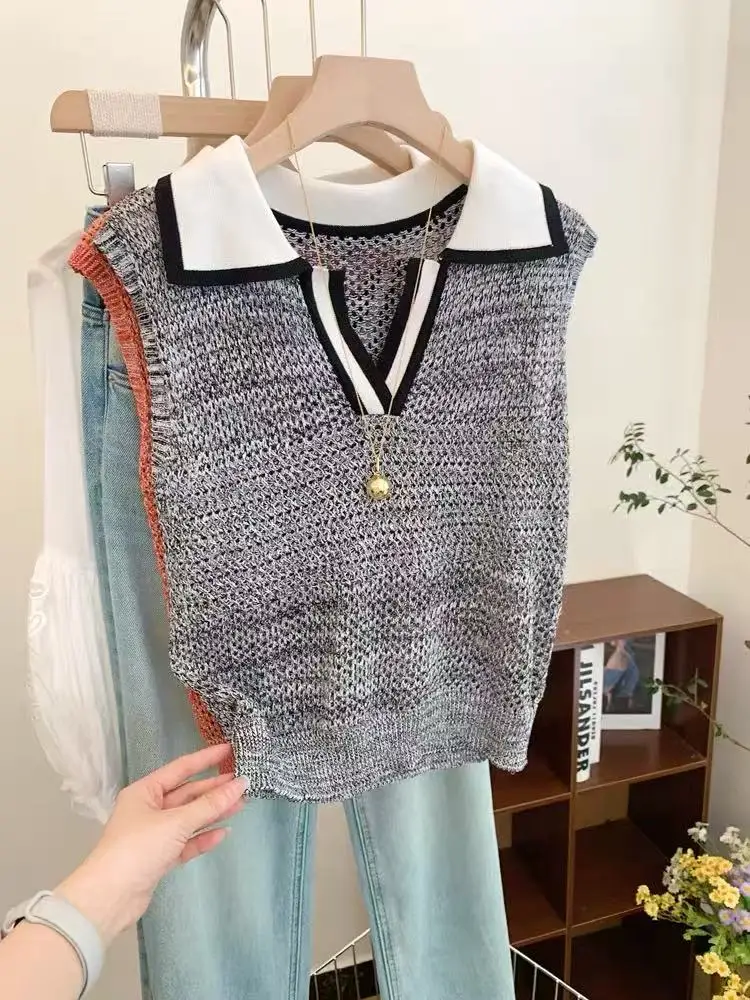 

2025 Summer Stylish Knit Sweater Vest For Women Sleeveless Tanks Tops Elegant Chic Fashion Korean Ladies Knitwear Jumpers