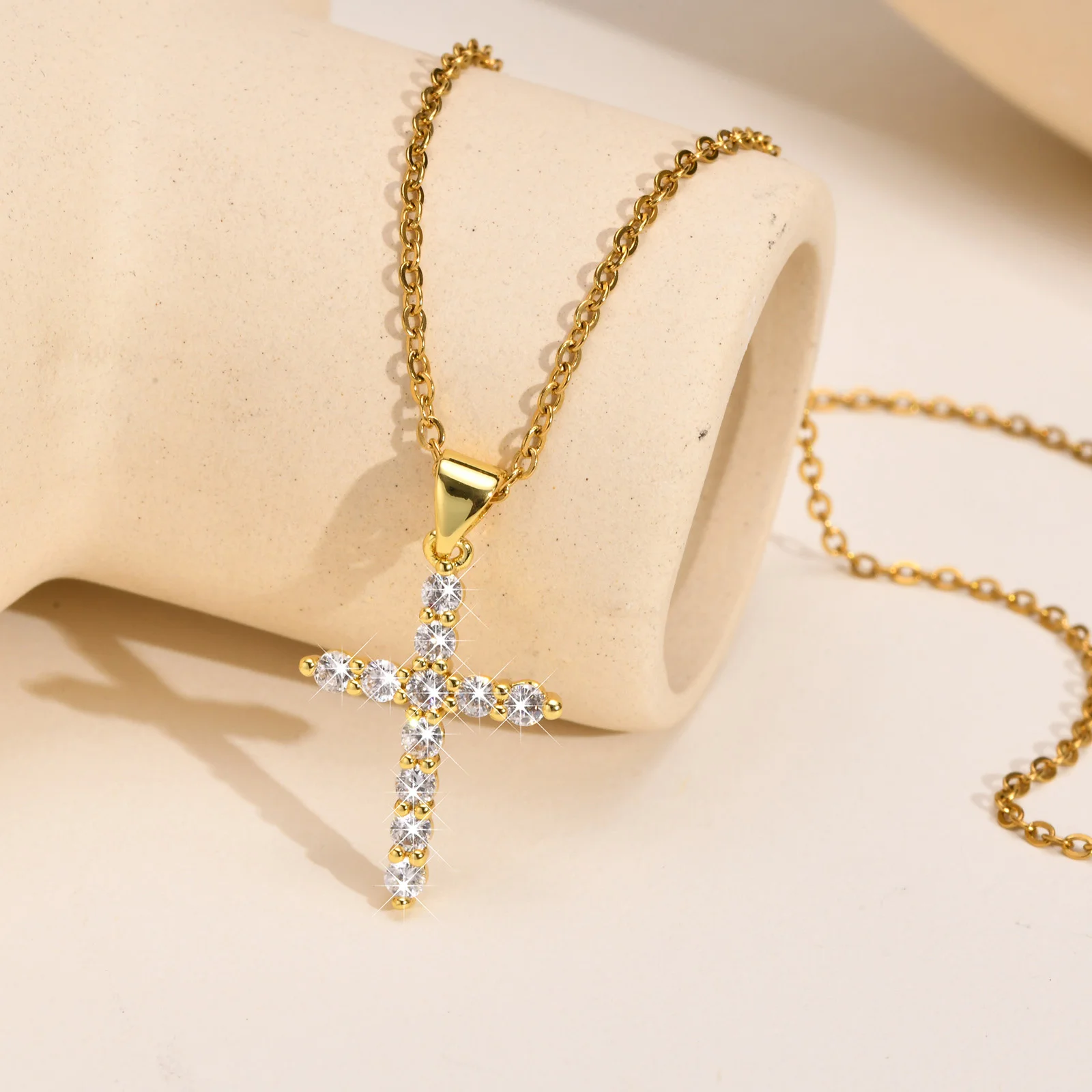 Cubic Zirconia Crucifix Cross Neckalce Pendant for Women Simple Layered Jewelry