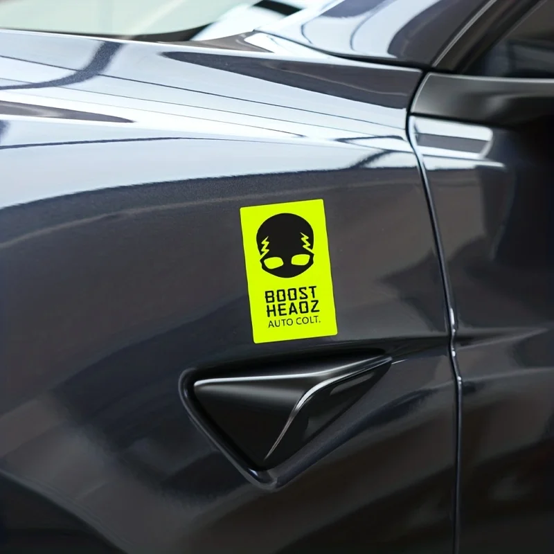 1PC Fluorescent Yellow & Black Skull Pattern Sticker (10x6cm) - "BOOST HEADZ" Text Vinyl Decal For Car Decor