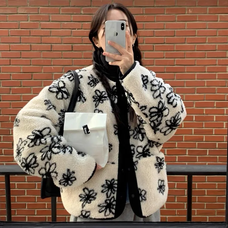 

Double-Sided Wearable Small Flower Vintage Lamb Velvet Cotton Jaet Dongda Gate Sweet Sle High Collar Single Button Closure