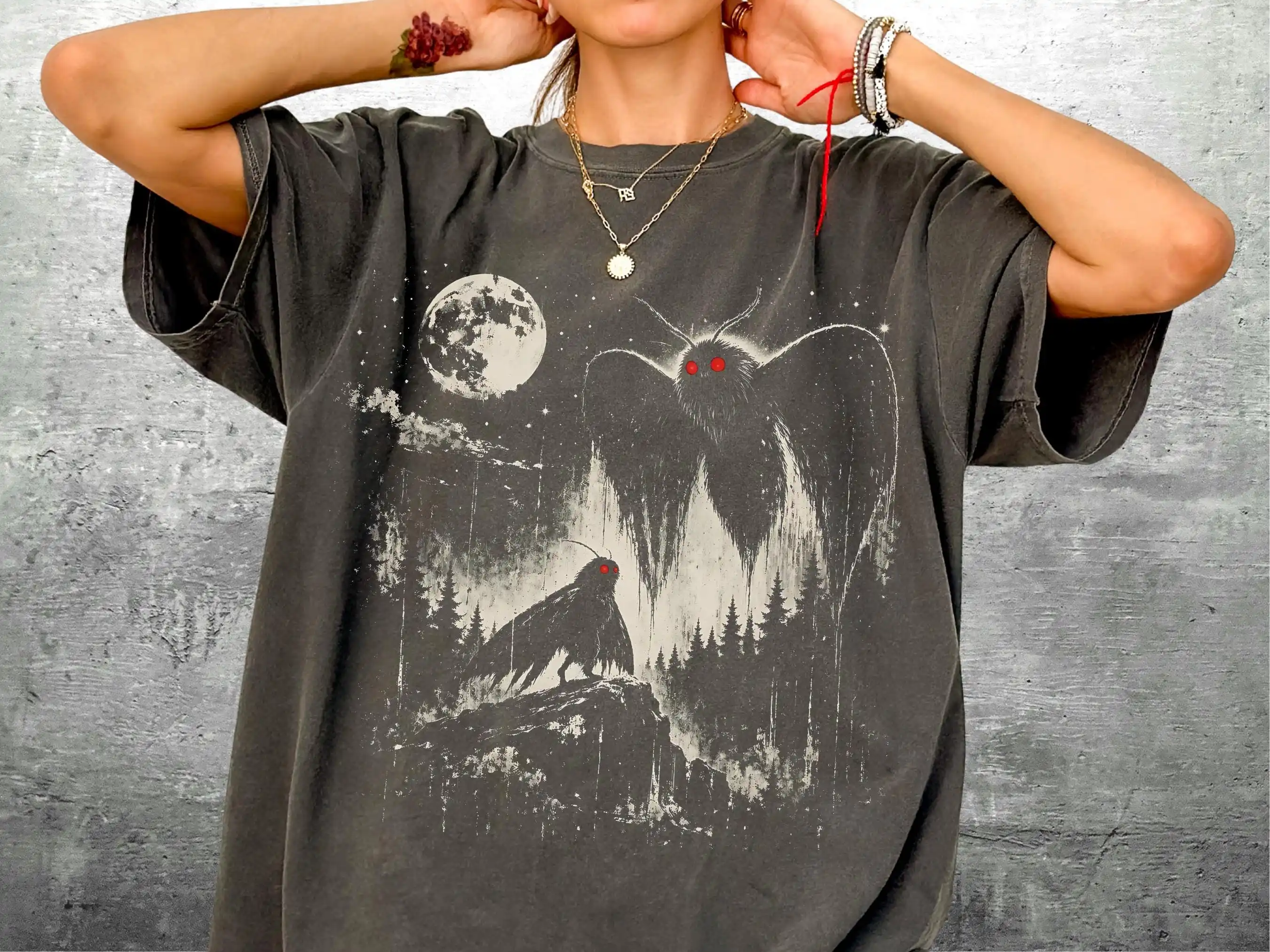 Vintage Mothman Shirt, Funny Meme, Cryptid, Oversize, Womens, Mens, Unisex T-shirt