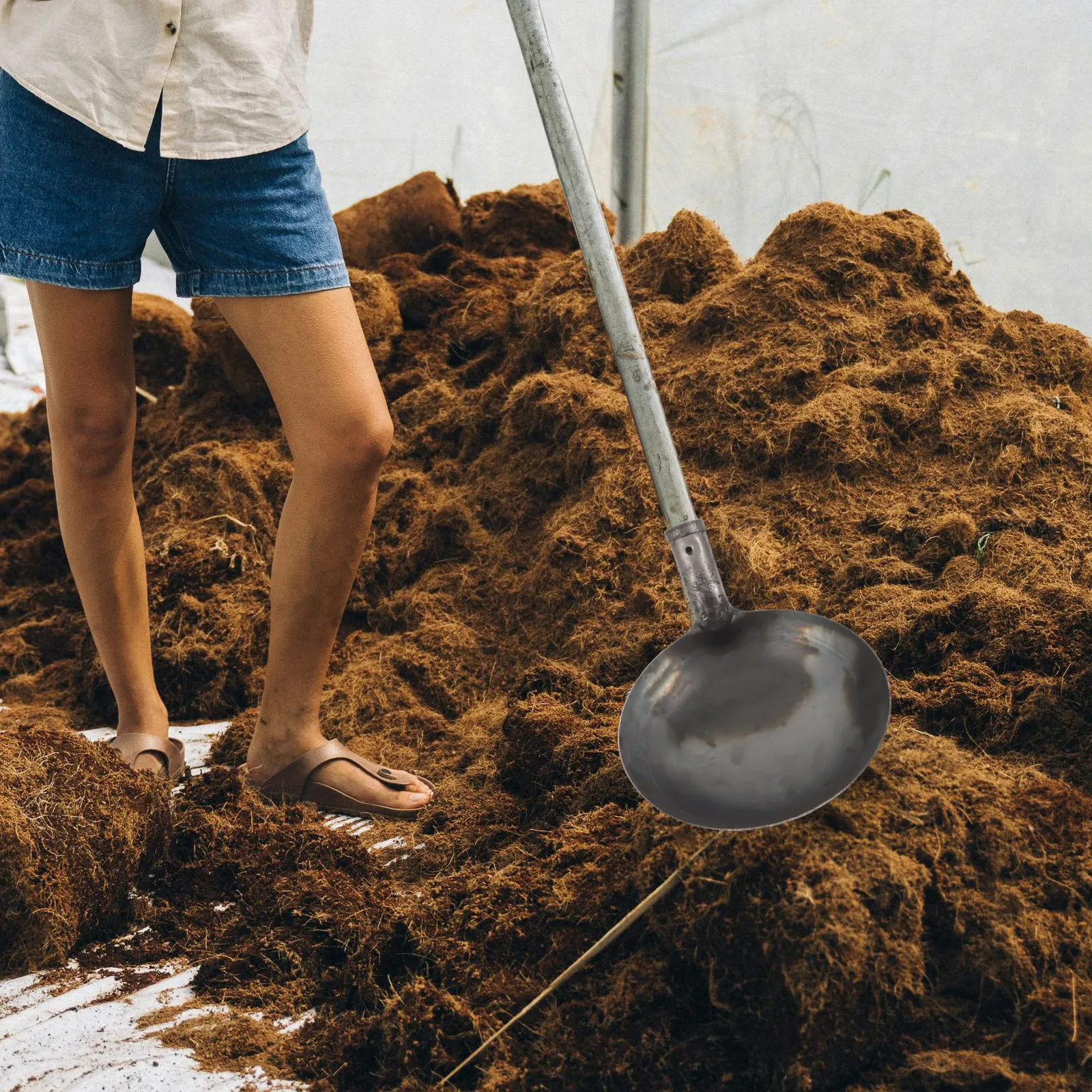 Cat Litter Scoop Metal Compost Chicken Manure Garden Tools Scoops Heavy Duty Scooper Dung Ladle