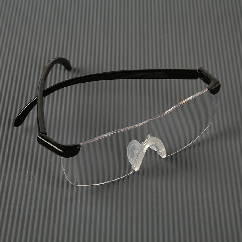 

Magnifying Presbyopic Glasses Eyewear Reading 160% Magnification To See More and Better Magnifier Portable