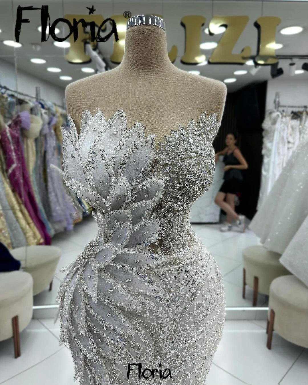 Floria Luxury Mermaid Strapless Wedding Party Gowns Handmade Crystals Stones Cocktail Dress Modern Bridal Dresses Customize