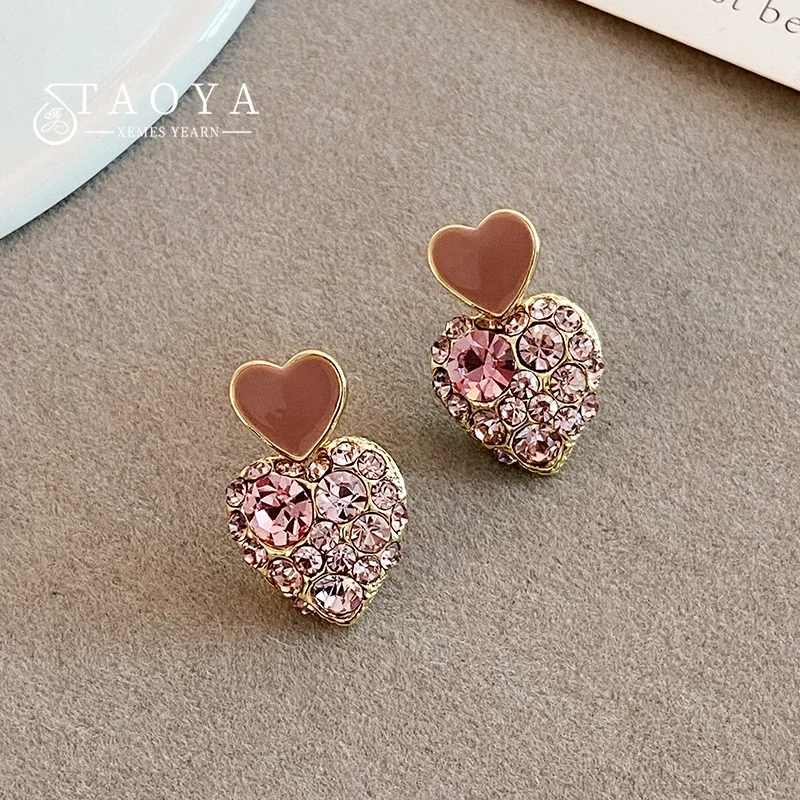 Orecchini pendenti a forma di cuore con ossido di zirconi rosa viola da ragazza dolce 2025 Gioielli di lusso per le donne Accessori moda natalizia