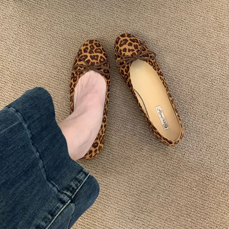 Weiche, modische Damen-Flats mit runder Zehenpartie, flache Schuhe mit Schleifenknoten, elegante Ballerinas für Damen, Slip-On-Schuhe, neu für Frühling und Herbst. – Detail 2