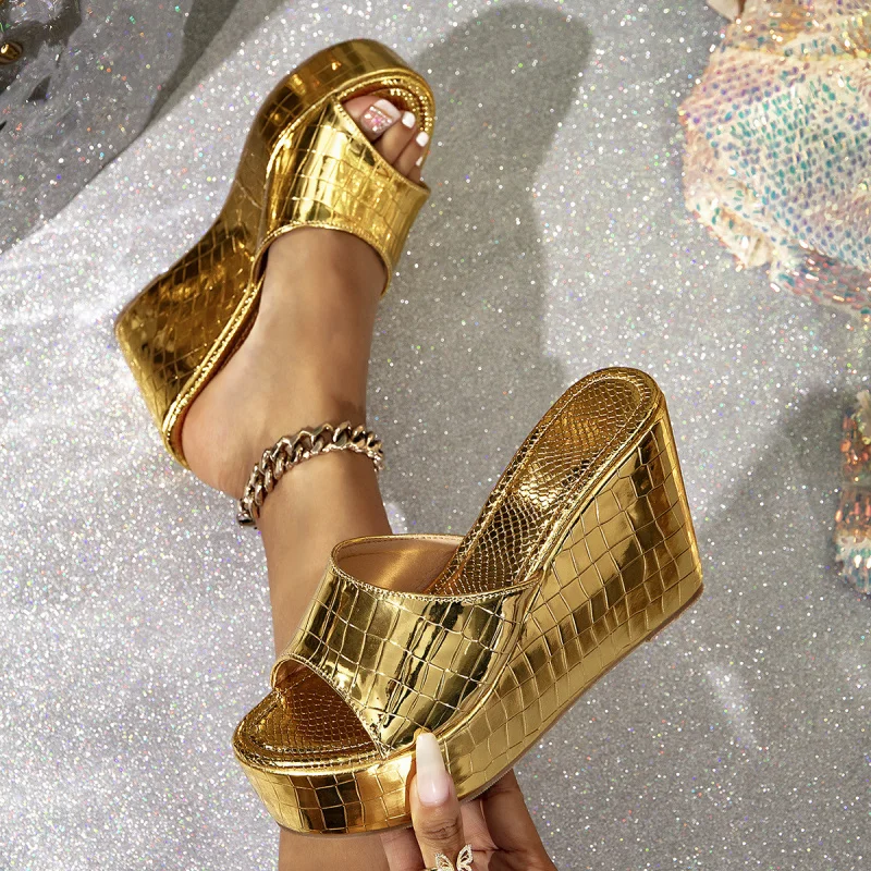 

Women's Thick-Soled Heel Sandals Gold Shiny Sandals Fashionable Elegant Simple Slip-On Sandals Casual Sandals
