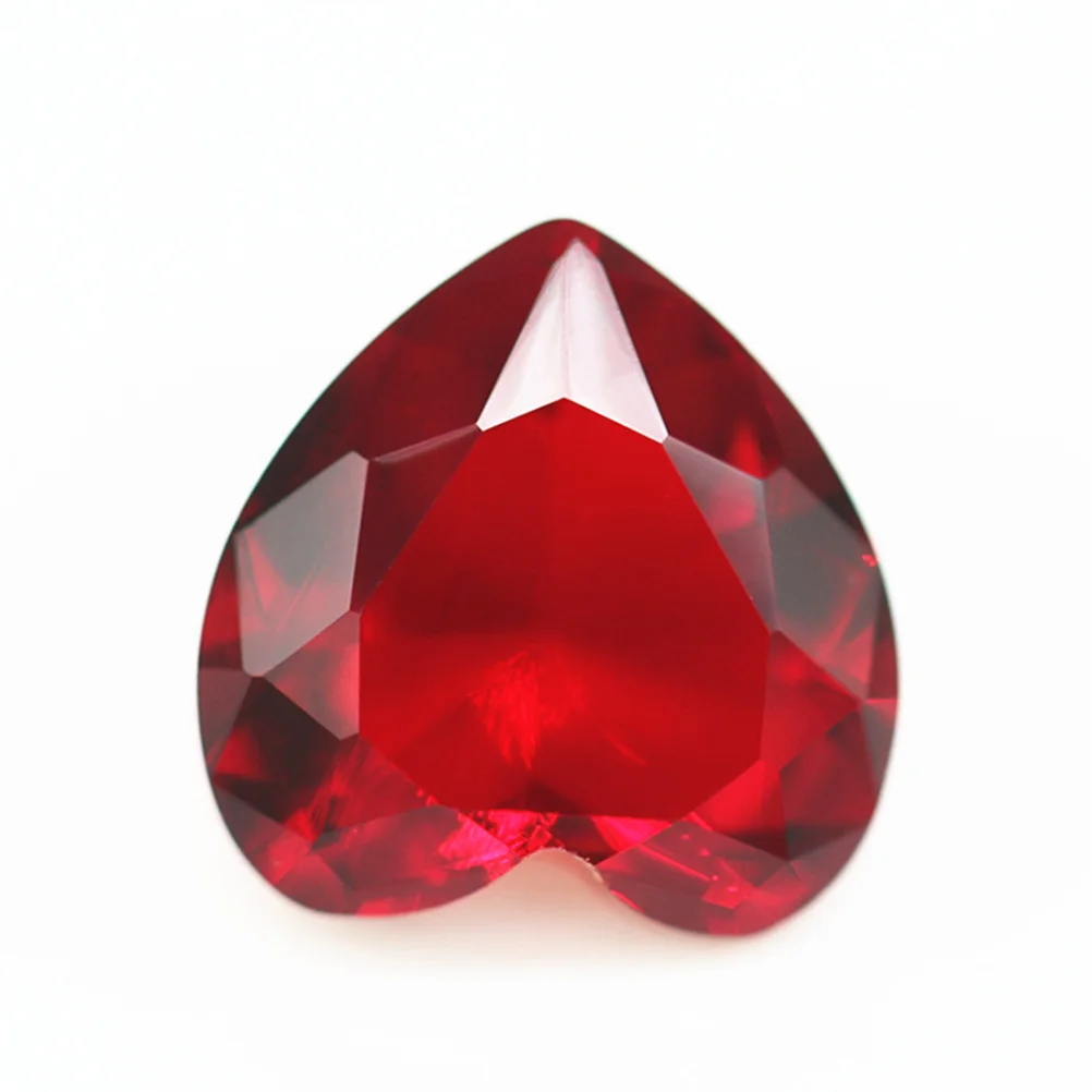 

20Pcs Elegant Heart Red Glass Decorations Artificial Stones for Wedding Events Home Styling Beautiful Mood Booster