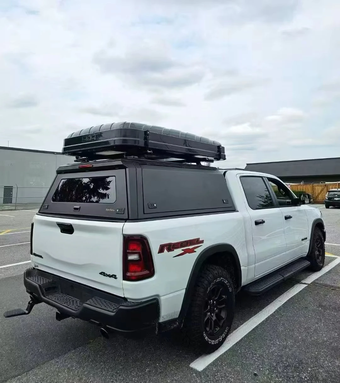 

Durable Pickup Cap for Ram1500 - High Cover Wild Roaming Secure Storage Canopy