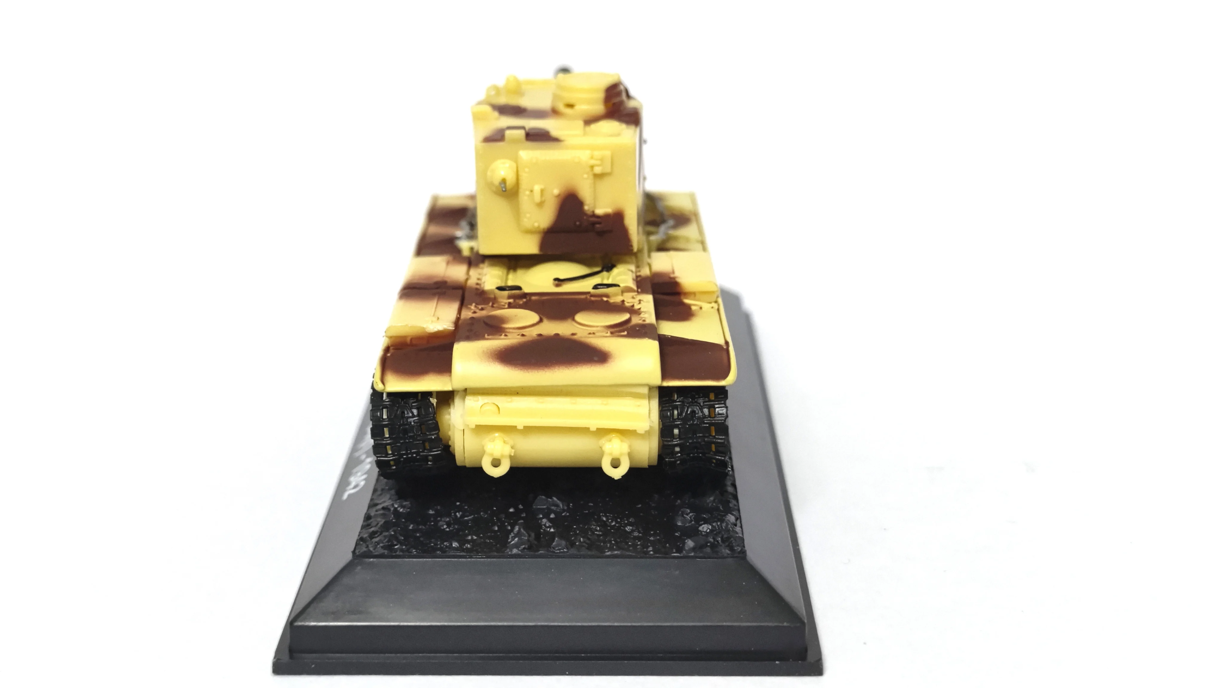 1/72 Soviet KV-2 Heavy Tank Model 1942  German seizure of painting  Half alloy collection model