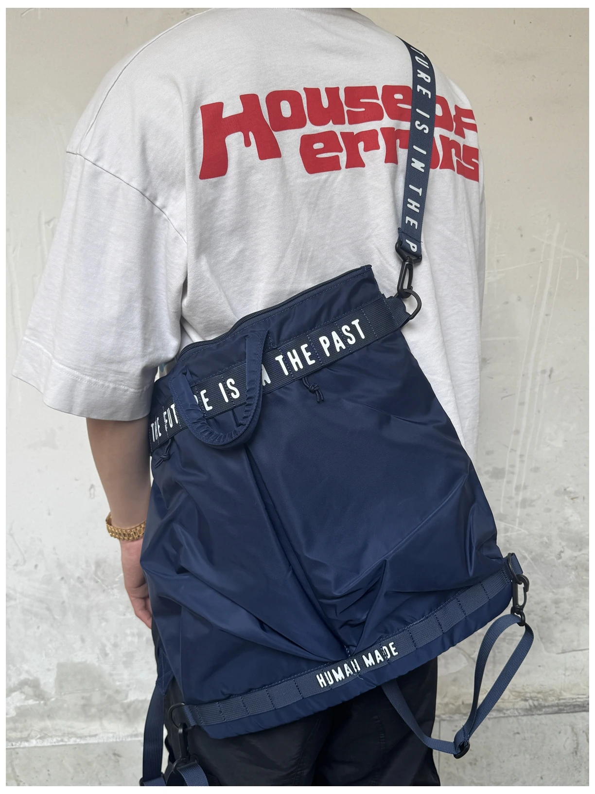 حقيبة خوذة 25ss من صنع الإنسان، حقيبة يد كبيرة محمولة باليد للرجال بكتف واحد للسفر